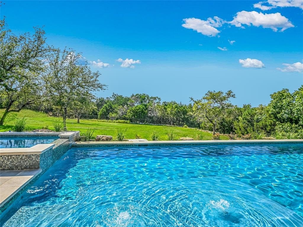 Stunning contemporary home with breathtaking hill country views in austin, texas asking $5. 795 million