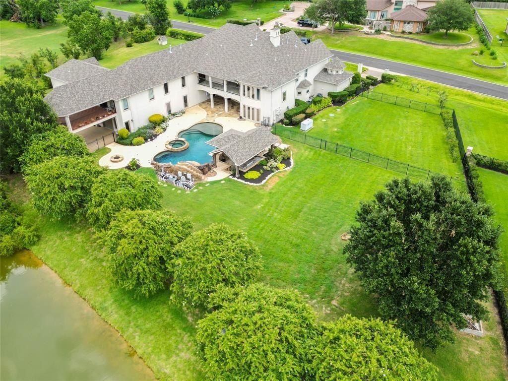 Stunning home with exceptional outdoor living space listed at 2. 2 million in spring texas 6