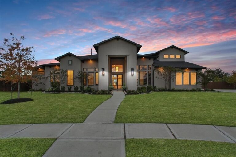 Stunning Home with Grand Open Concept in Katy, Texas Hits the Market at $1.5 Million