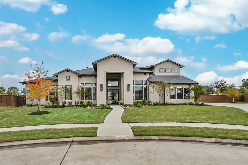 Stunning home with grand open concept in katy texas hits the market at 1. 5 million 47