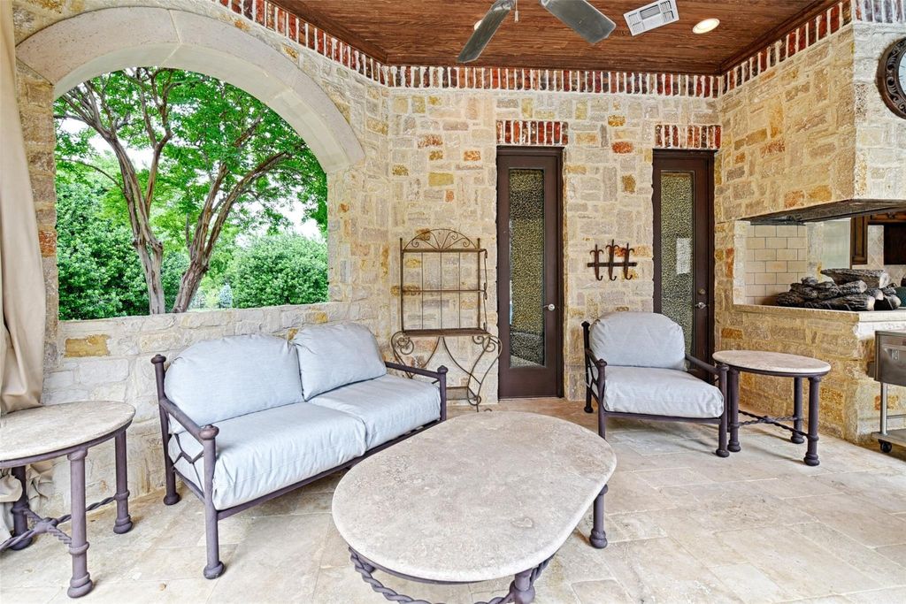 Texas tranquility: captivating gem in frisco's prestigious stonebriar creek estates, asking $6. 25 million