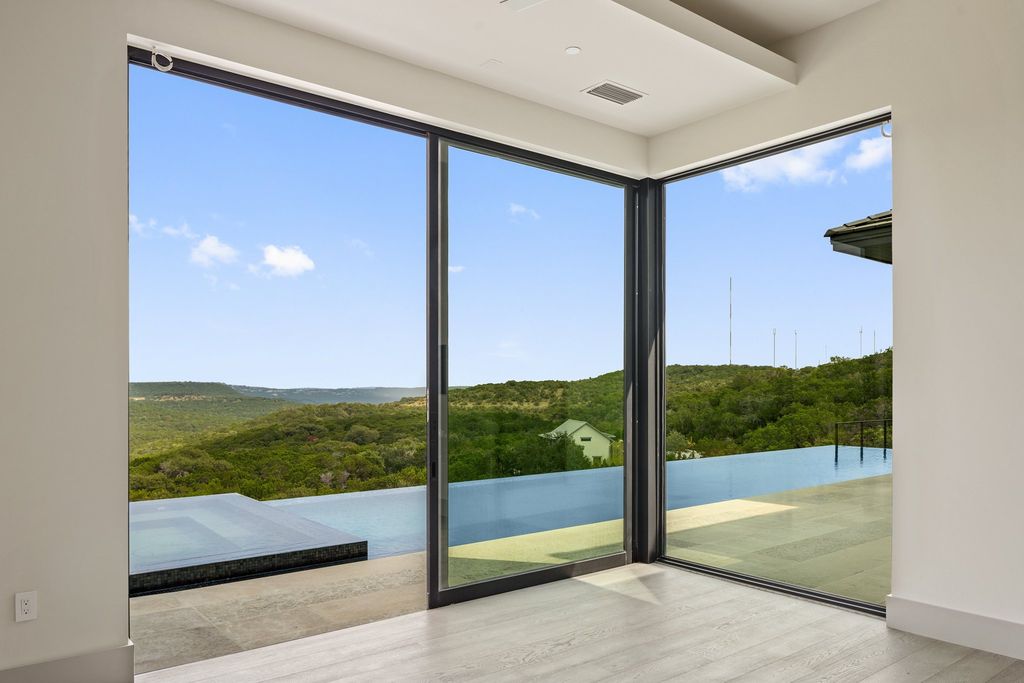 The skyview estate: a bold architectural masterpiece on 10. 39 private acres in austin, texas listed at $7. 2 million