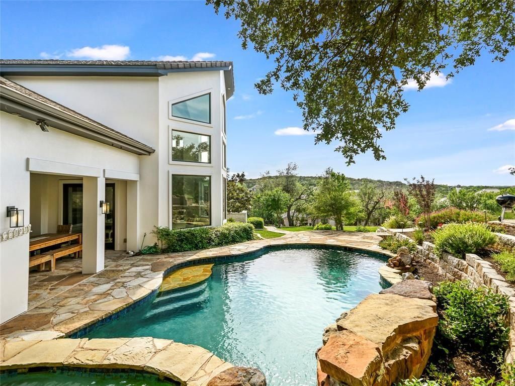 Thoughtfully remodeled elegance: contemporary design meets comfortable living in austin, texas offered at $2. 995 million