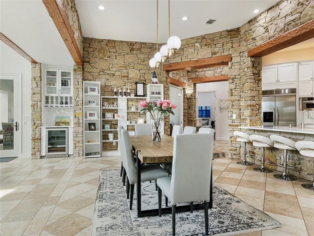 Thoughtfully remodeled elegance: contemporary design meets comfortable living in austin, texas offered at $2. 995 million