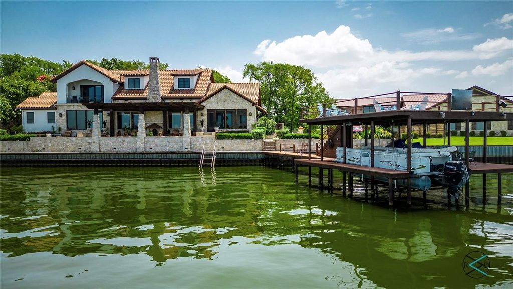 Tuscany inspired retreat in mabank a 3. 295 million gem boasting deep waterfront access on cedar creek lake 39