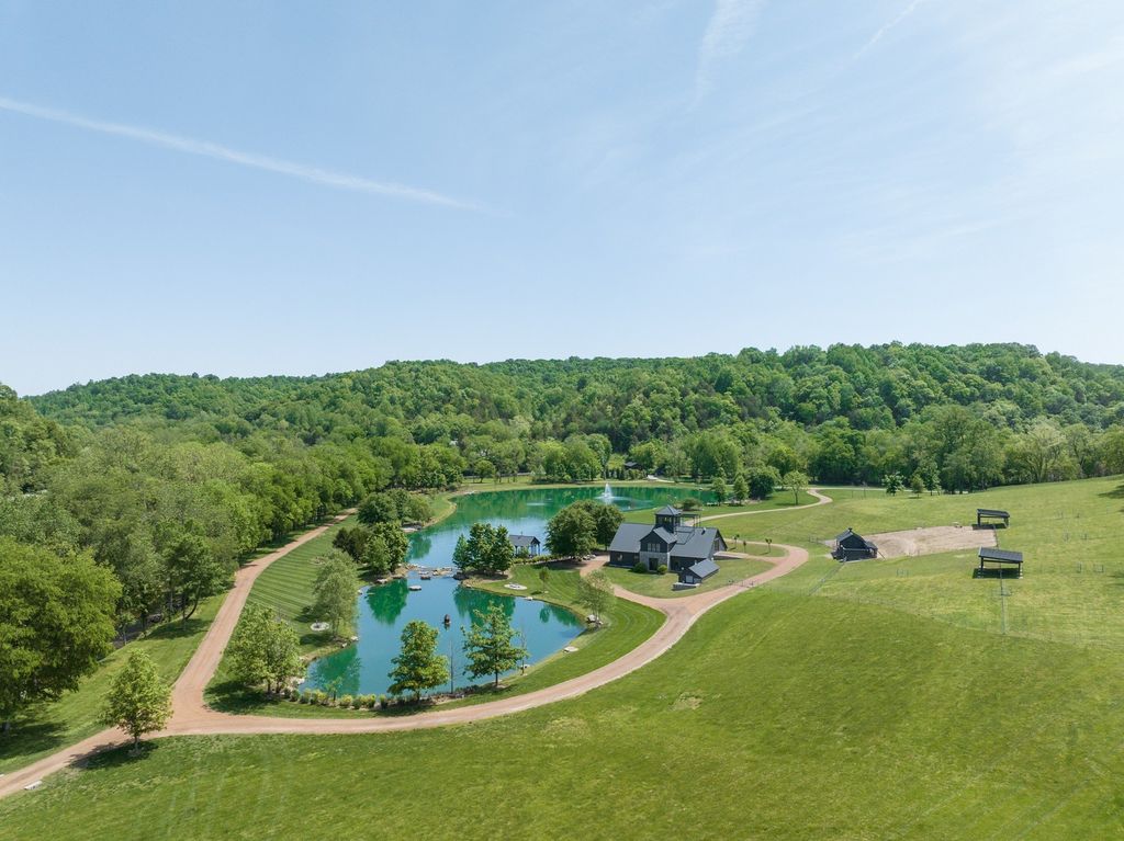 Twin rivers farm an unparalleled and extraordinary estate in nashville tennessee listed for 65 million 55
