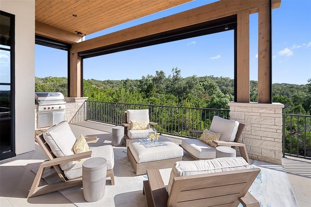 Ultimate austin luxury expansive 1. 06 acre property boasting superb outdoor living and sweeping hilltop views listed at 4. 525 million 22