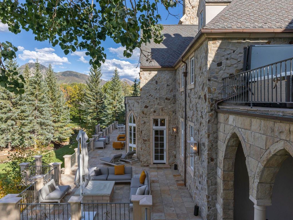 Unparalleled colorado luxury awe inspiring english estate with sweeping needle rock views listed for 18 million 13