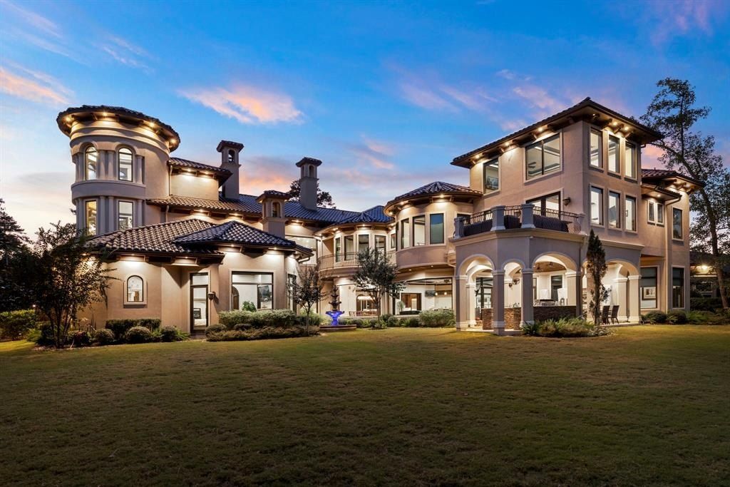 Your Ultimate Lifestyle Haven: Sumptuous Estate with Stunning Details at Every Turn, The Woodlands, Texas