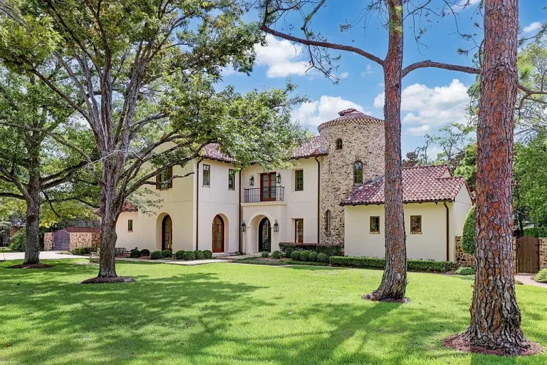Enjoy Luxury Living on Half-Acre Grounds in Piney Point Village in this Houston Home at $5,199,000