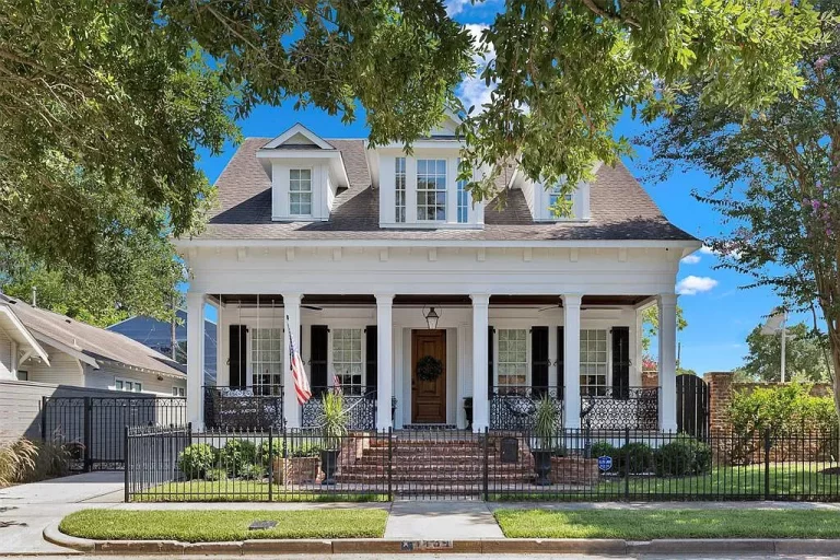 This Gorgeous Southern Inspired Home in Houston Exudes both Luxury and Comfort Hits the Market at $2,390,000