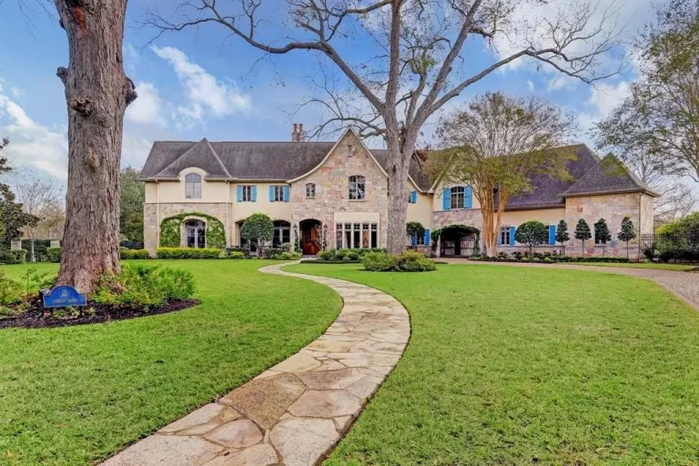 This Beautiful French Chateau, an Ideal Place for Family and Entertaining Hits the Market at $3,499,000
