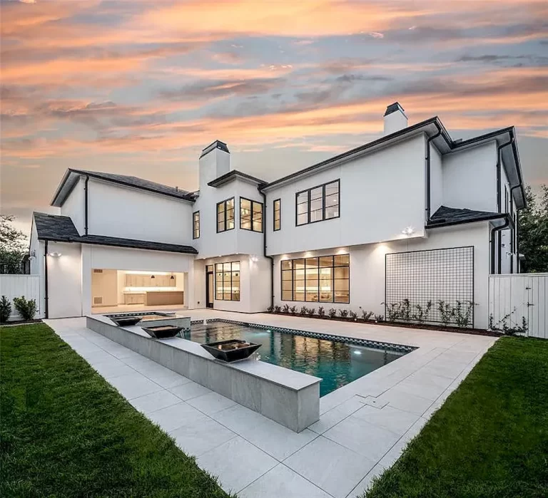 Spectacular New Construction in Houston, Luxury, Elegance and Custom Craftsmanship at its Finest Seeked $5,399,000