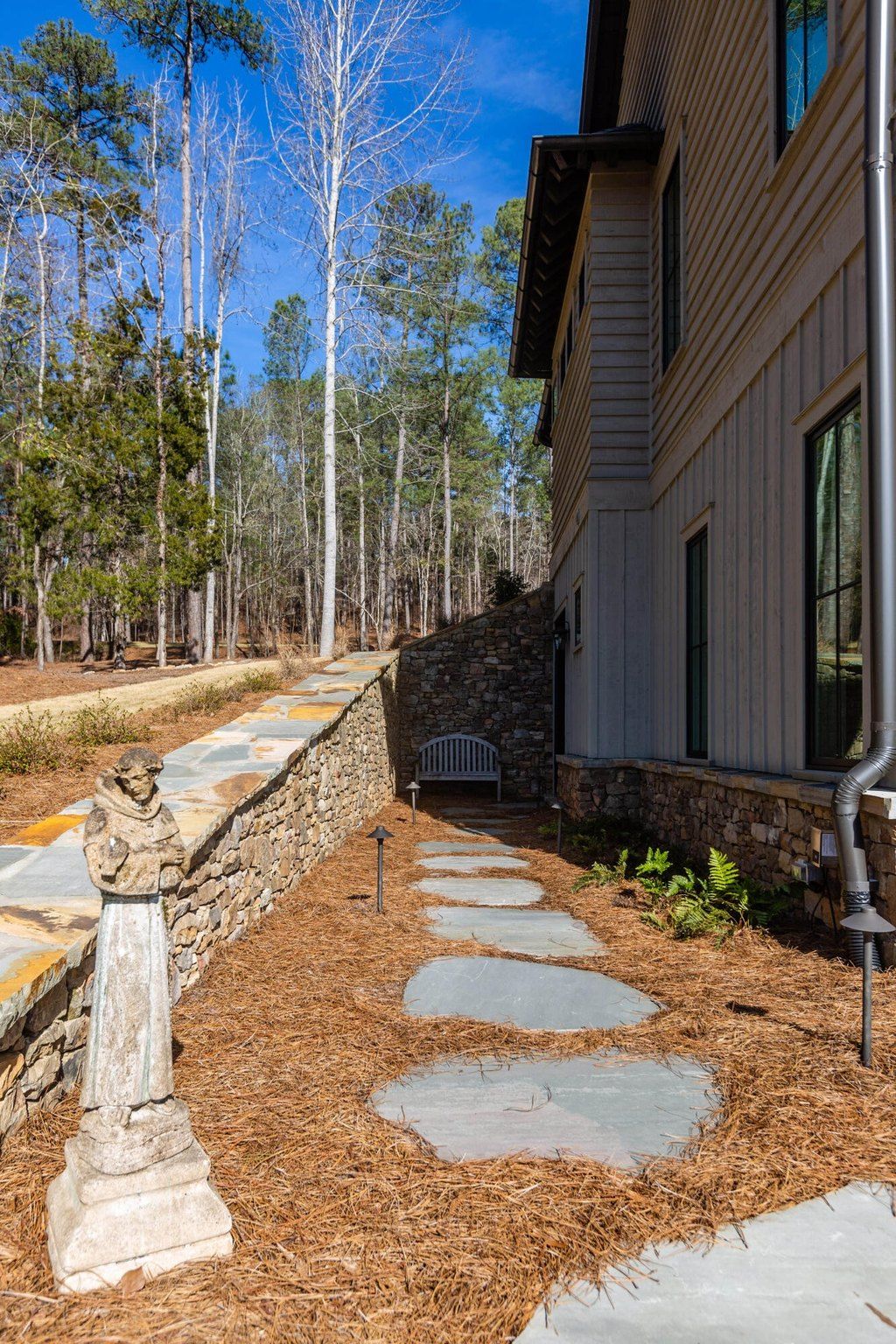 Architectural marvel experience ultimate lake living in this alabama gem by mitch ginn 83