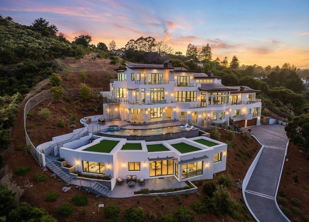 California Dreaming: Luxury Hilltop Mansion Priced at $35 Million