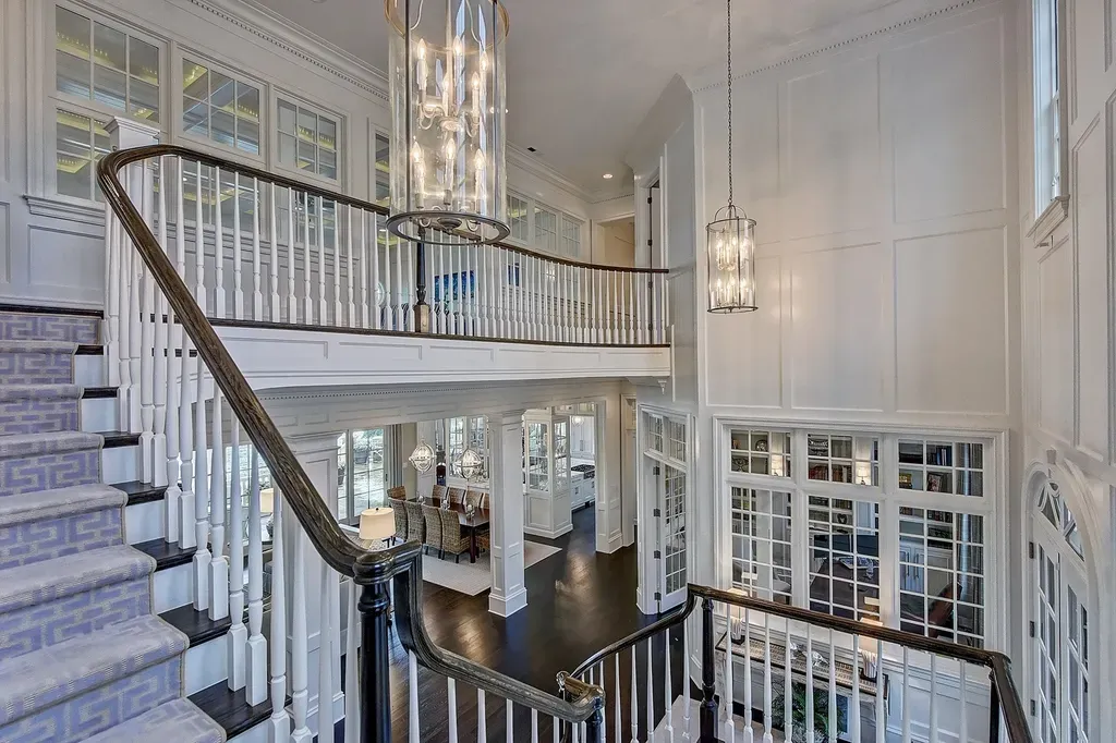Classic new england charm estate on the shores of lake norman north carolina 27 3