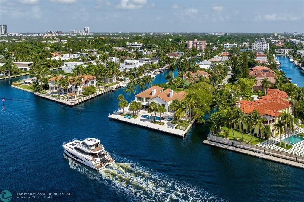 Contemporary peninsula estate on the new river with panoramic views in florida for 32 million 4