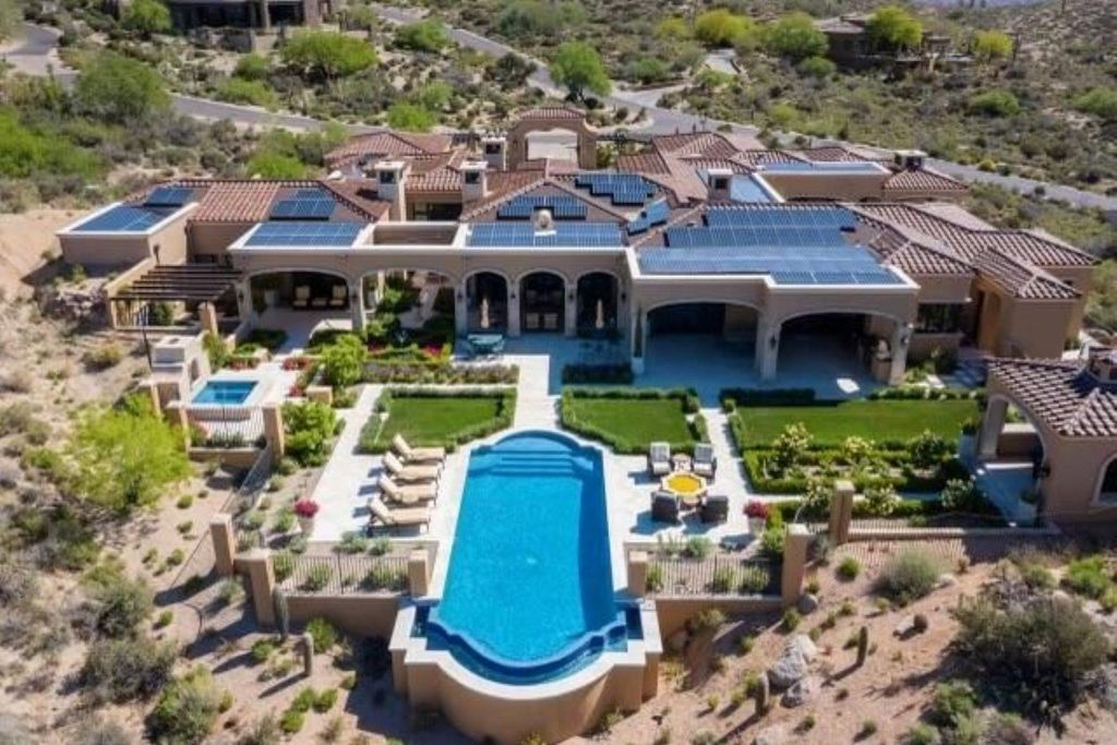 Desert Mountain Oasis: $13.75 Million Spectacular Estate with Golf Membership in Arizona