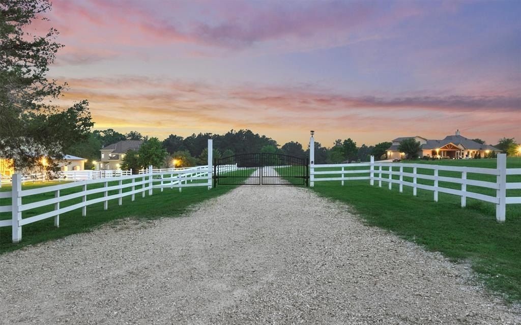 Dream equestrian property the ultimate blend of comfort and luxury in montgomery texas for 1. 349 million 45