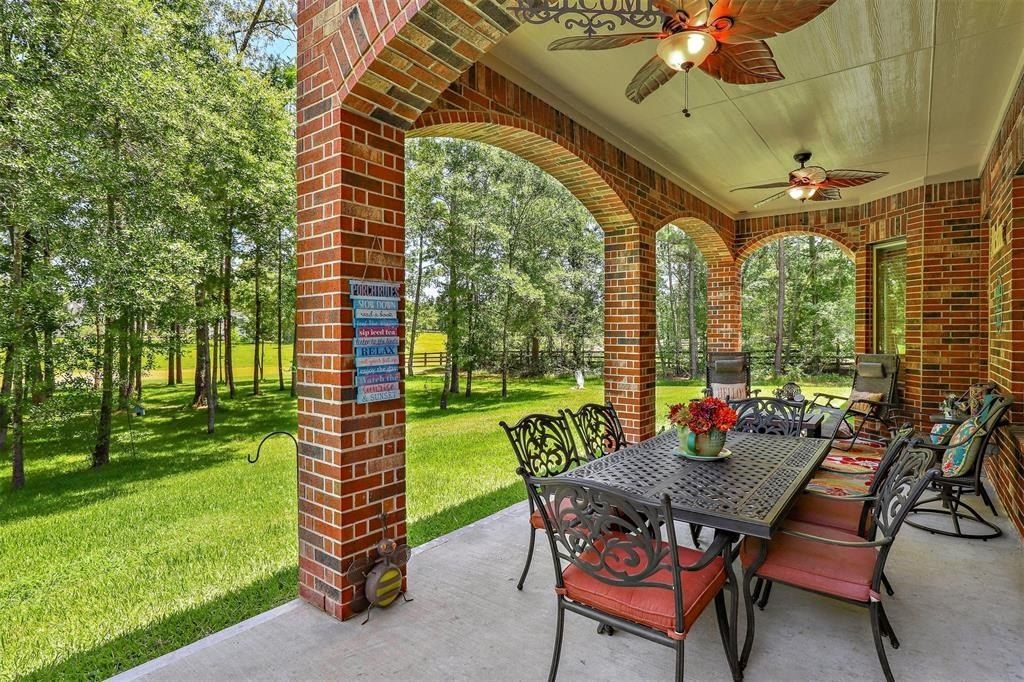 Elegance and charm await entertainers delight on 1. 5 acres in montgomery texas for 1. 45 million 41