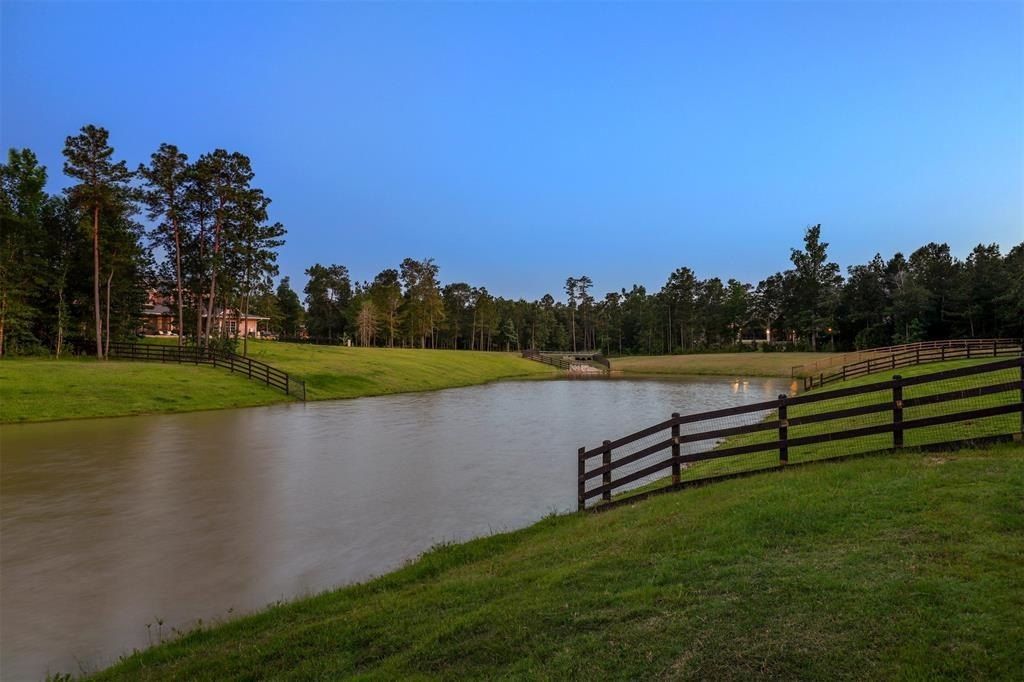 Elegance and charm await entertainers delight on 1. 5 acres in montgomery texas for 1. 45 million 48