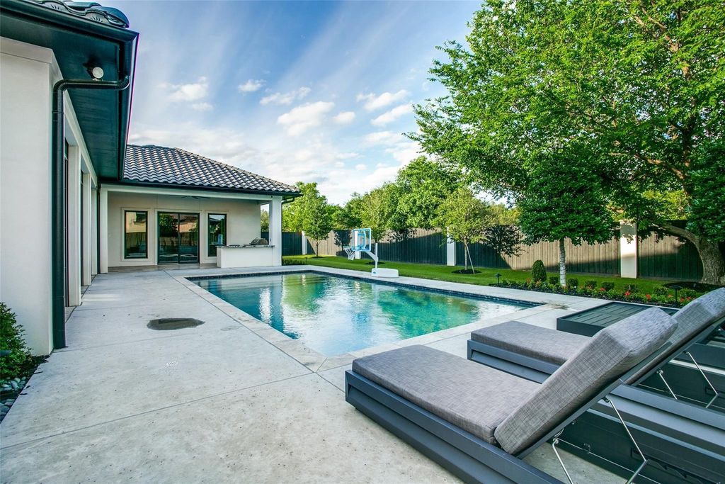 Exceptional new property with fantastic features in colleyville for 2. 5 million 31