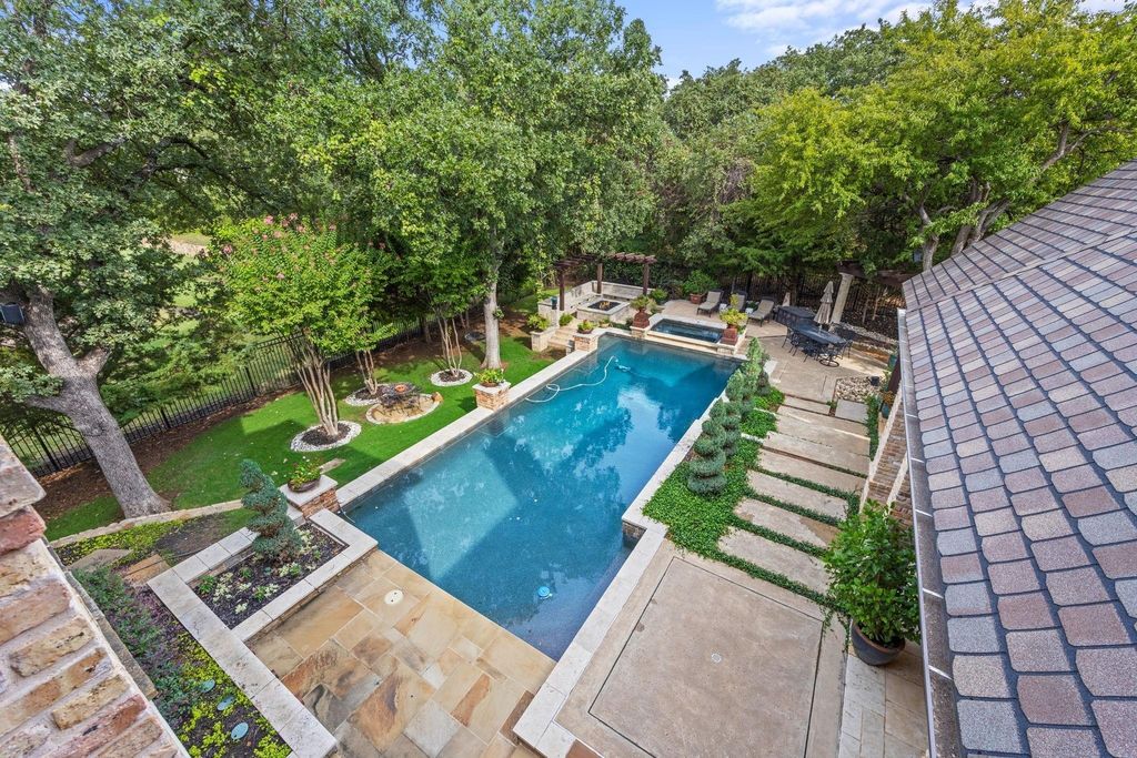 Exceptional southlake residence by simmons estate homes listed at 3. 4 million 36
