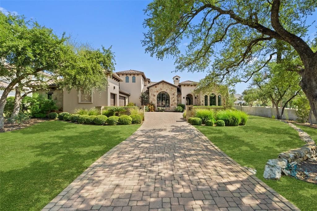 Exquisite austin texas home seamlessly blending indoor and outdoor living on a sprawling 1 acre lot priced at 4. 495 million 1