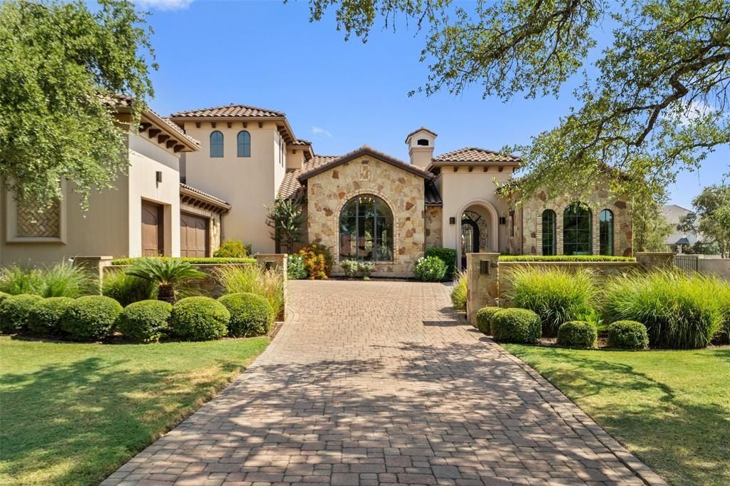 Exquisite austin texas home seamlessly blending indoor and outdoor living on a sprawling 1 acre lot priced at 4. 495 million 2