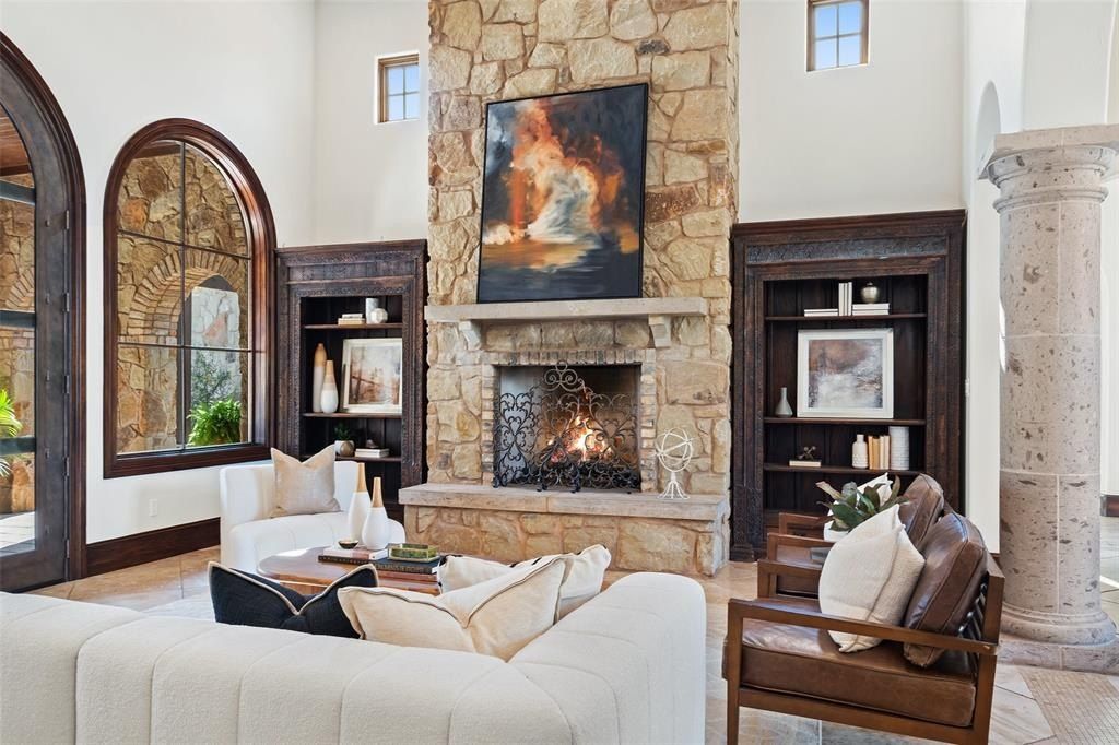 Exquisite austin texas home seamlessly blending indoor and outdoor living on a sprawling 1 acre lot priced at 4. 495 million 6