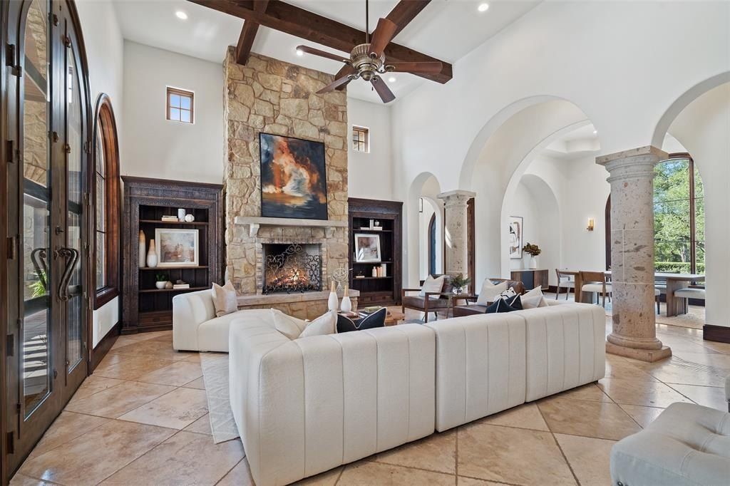 Exquisite austin texas home seamlessly blending indoor and outdoor living on a sprawling 1 acre lot priced at 4. 495 million 7