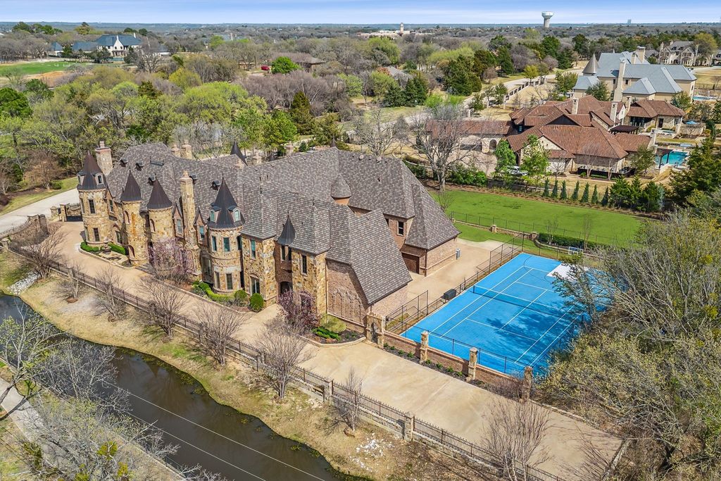 Impeccable architectural masterpiece a dream estate in southlake texas for 7. 85 million 41
