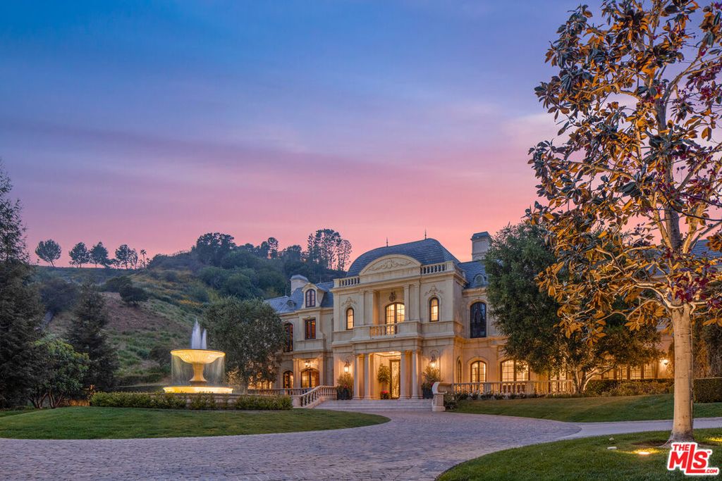 Introducing californias premier estate the epitome of luxury in the west coasts most exclusive gated community 41