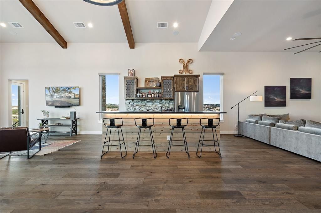 Modern luxury home by laurel haven homes in austin listed at 4. 99 million 26