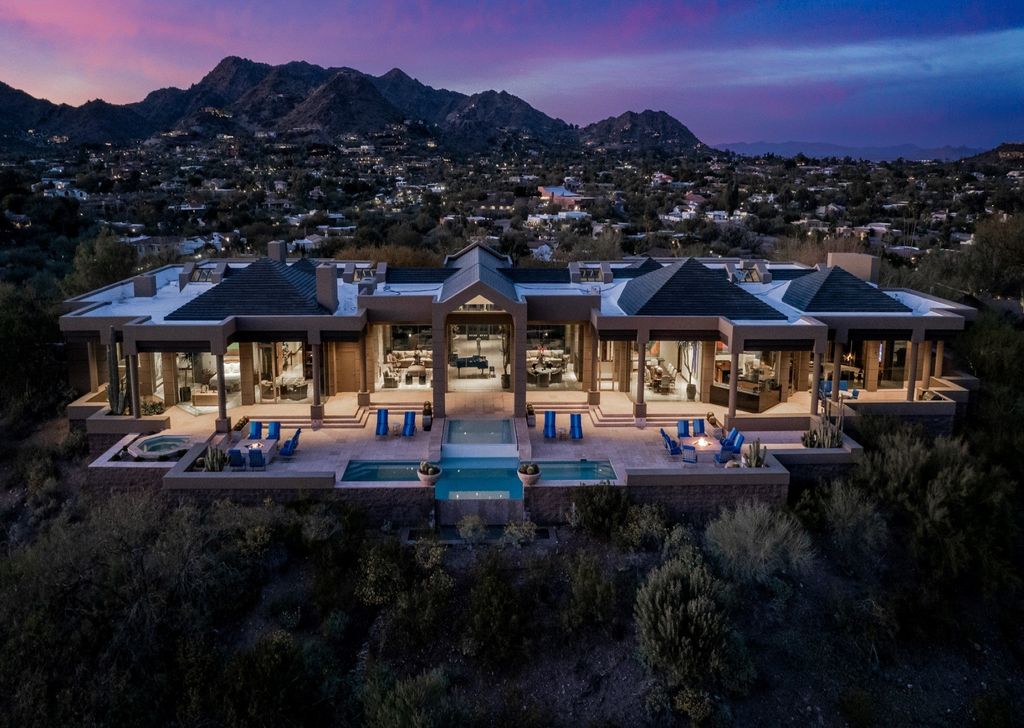 Paradise Valley’s $17 Million Gem: A Spectacular Hilltop Estate with 360-Degree Views and Single-Level Luxury