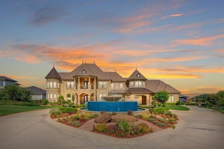 Southlake’s Majestic Gated Estate: Timeless Elegance and Privacy for $6.285 Million
