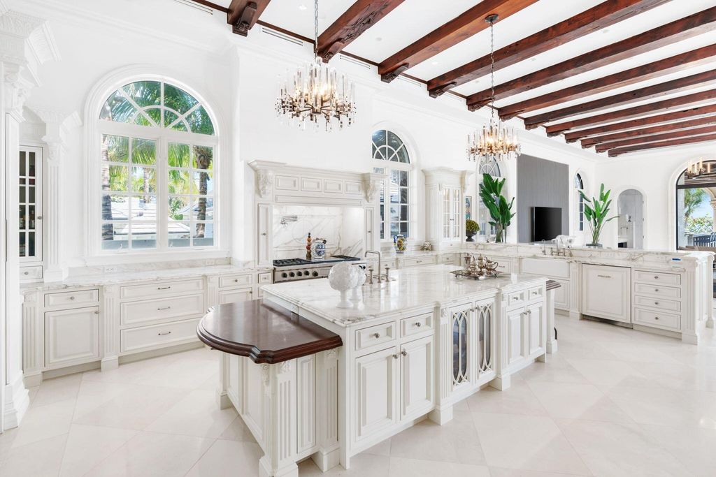 Spectacular oceanfront palazzo a 59. 9 million luxury estate in delray beach florida 34