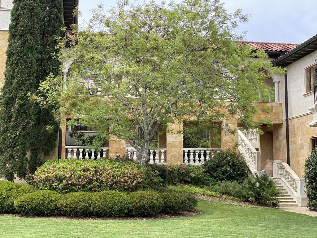 Stunning italian villa with picturesque alabama setting seeks 8. 59 million 20