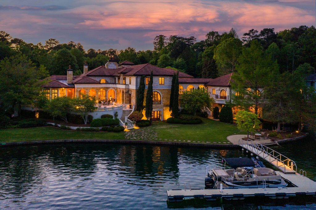Stunning italian villa with picturesque alabama setting seeks 8. 59 million 5