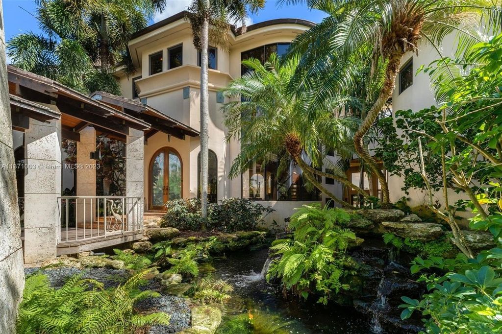 Tropical oasis in boca raton florida a 52 million estate blending luxury nature and privacy 22