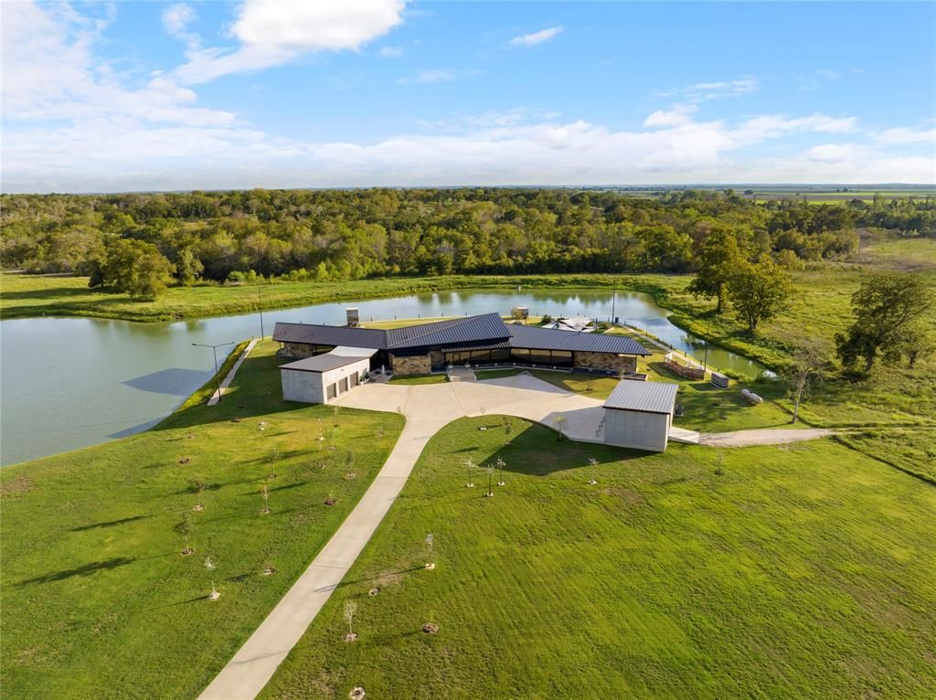 Architectural marvel in college station a truly unique gem for 4. 5 million 2