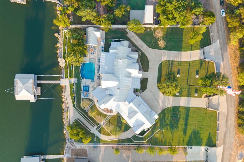 Embrace pure luxury exceptional lakefront residence in graham for 8 million 40