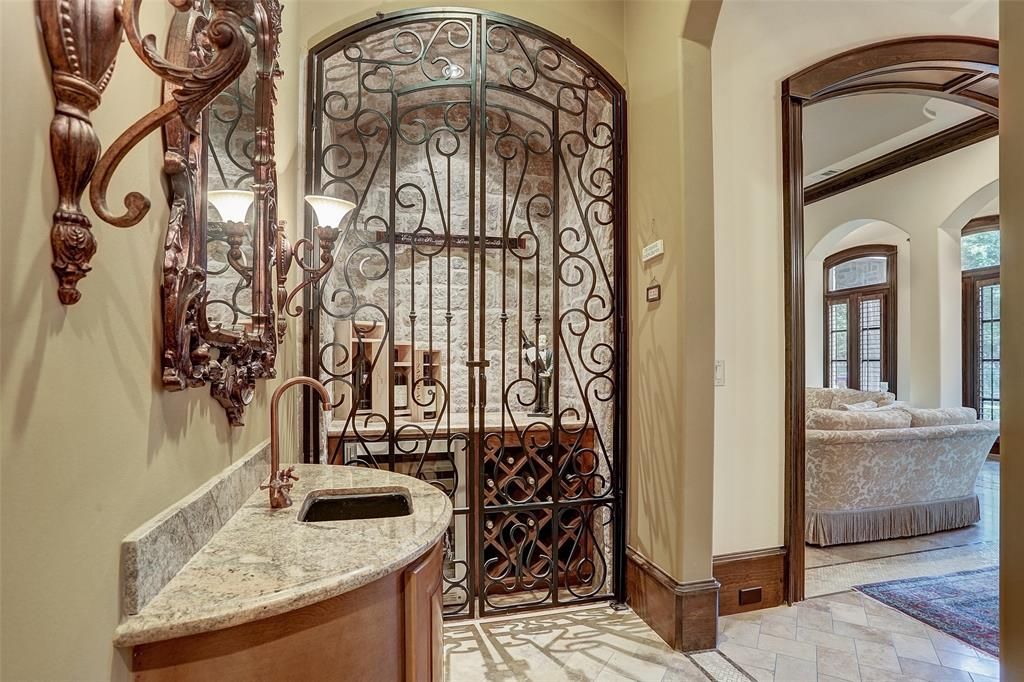 Enchanting tanglewood estate where inspiration and architecture unite in houston for 3295000 10