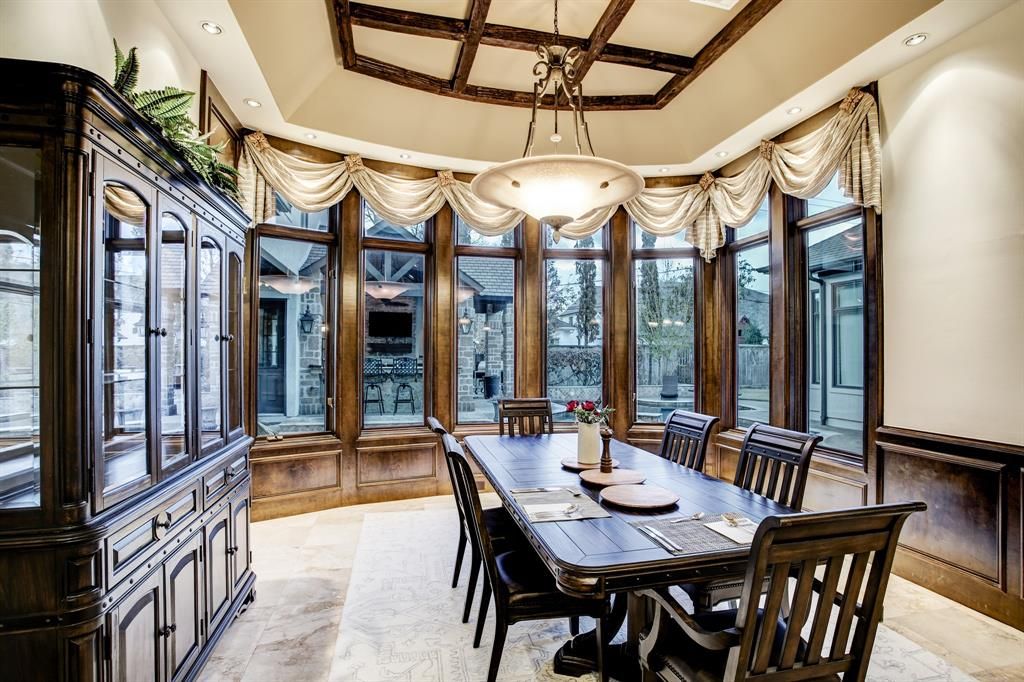 Enchanting tanglewood estate where inspiration and architecture unite in houston for 3295000 14