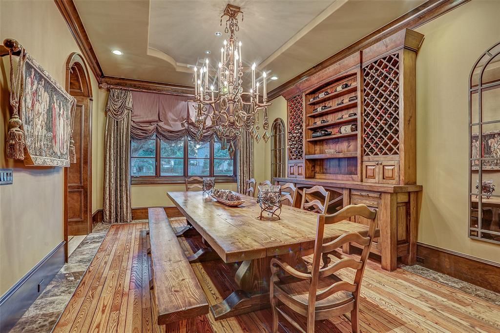 Enchanting tanglewood estate where inspiration and architecture unite in houston for 3295000 9