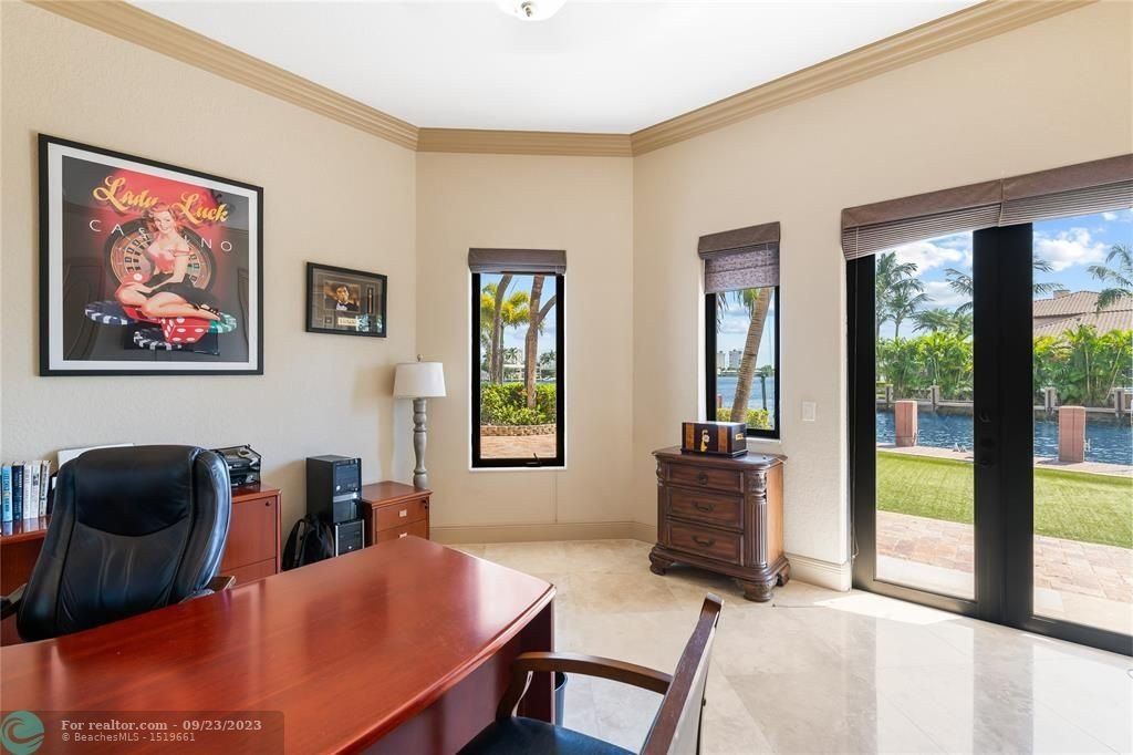 Florida waterfront luxury spectacular estate hits market for 7. 15 million 30