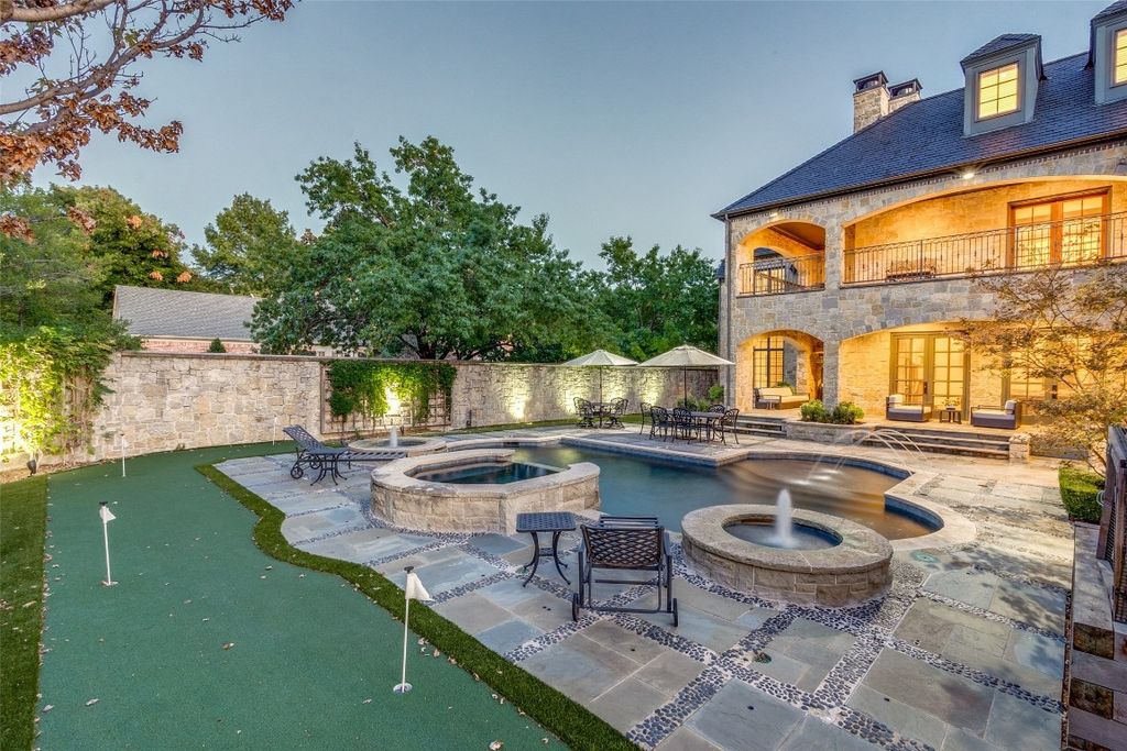 Highland park residence by hawkins welwood hits market at 8. 49 million with unmatched amenities 39