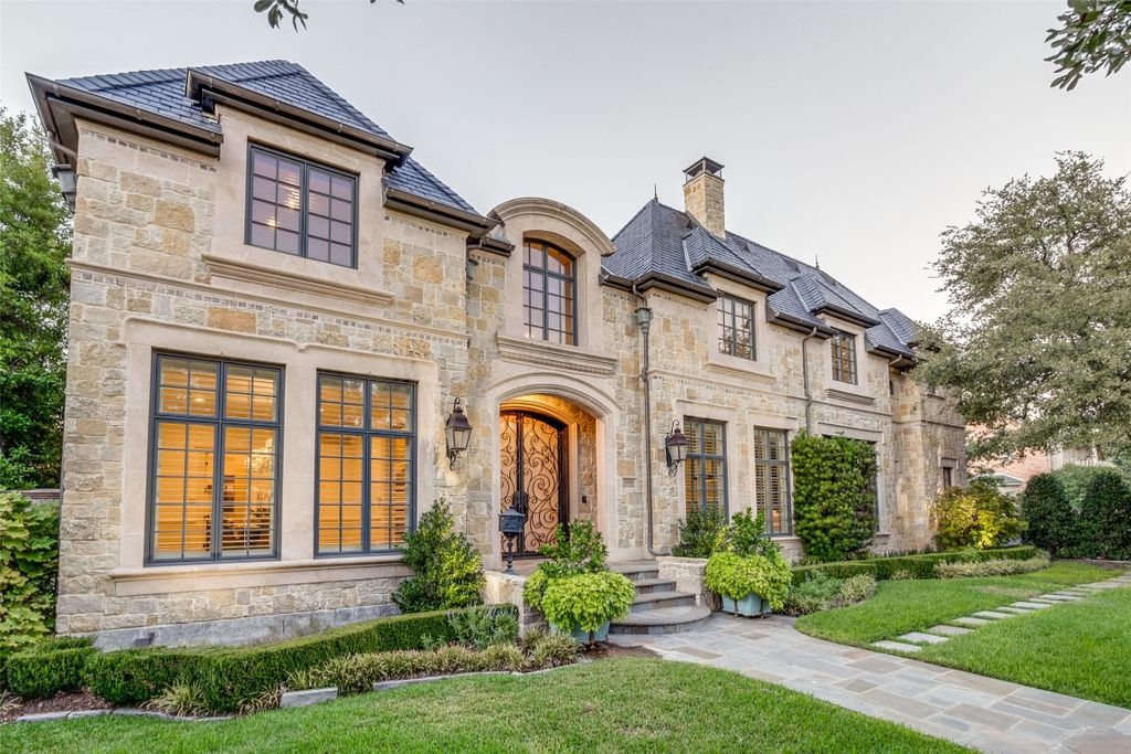 Highland park residence by hawkins welwood hits market at 8. 49 million with unmatched amenities 4