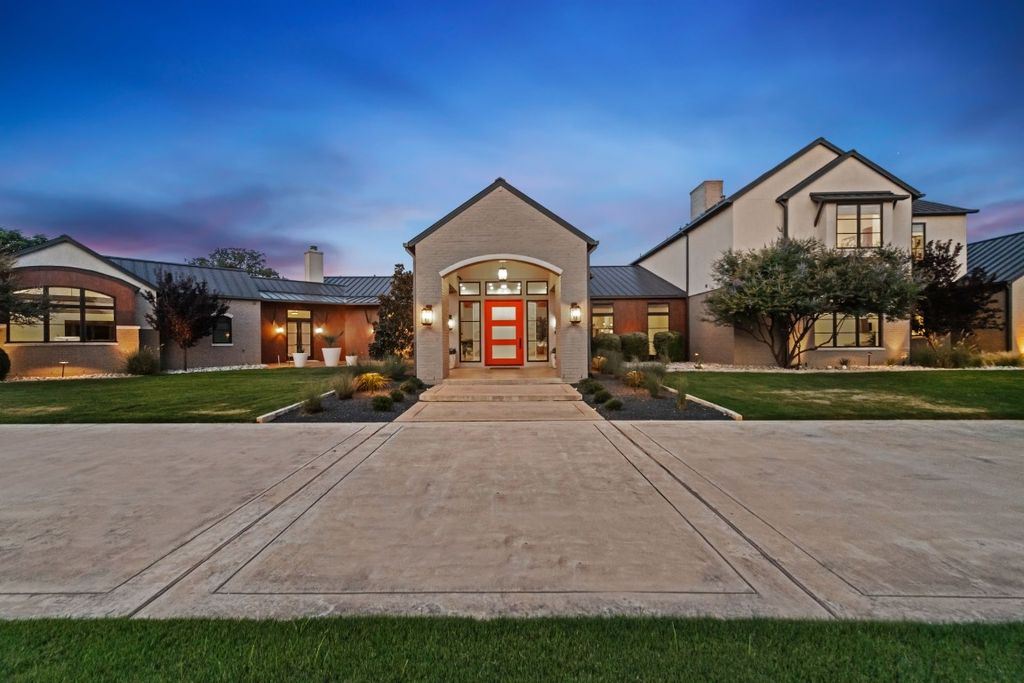 Luxury redefined 7. 25 million exquisite modern estate on 4 acres in the heart of colleyville 2