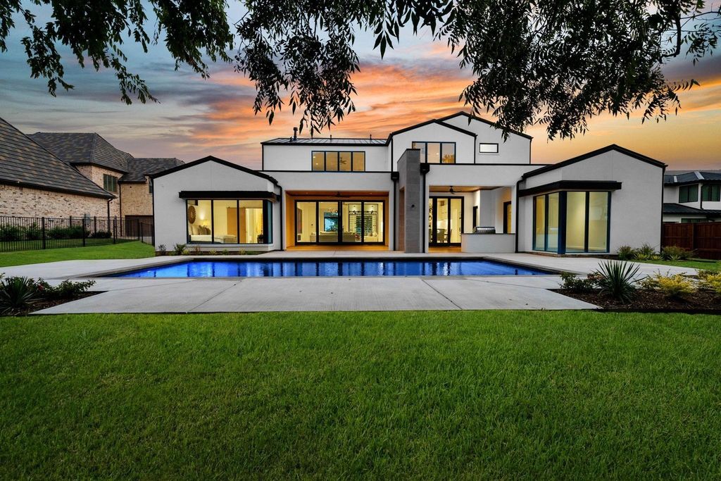 Southlake’s New Contemporary Luxury Masterpiece by Flynn Watson, Offered at $3,672,500